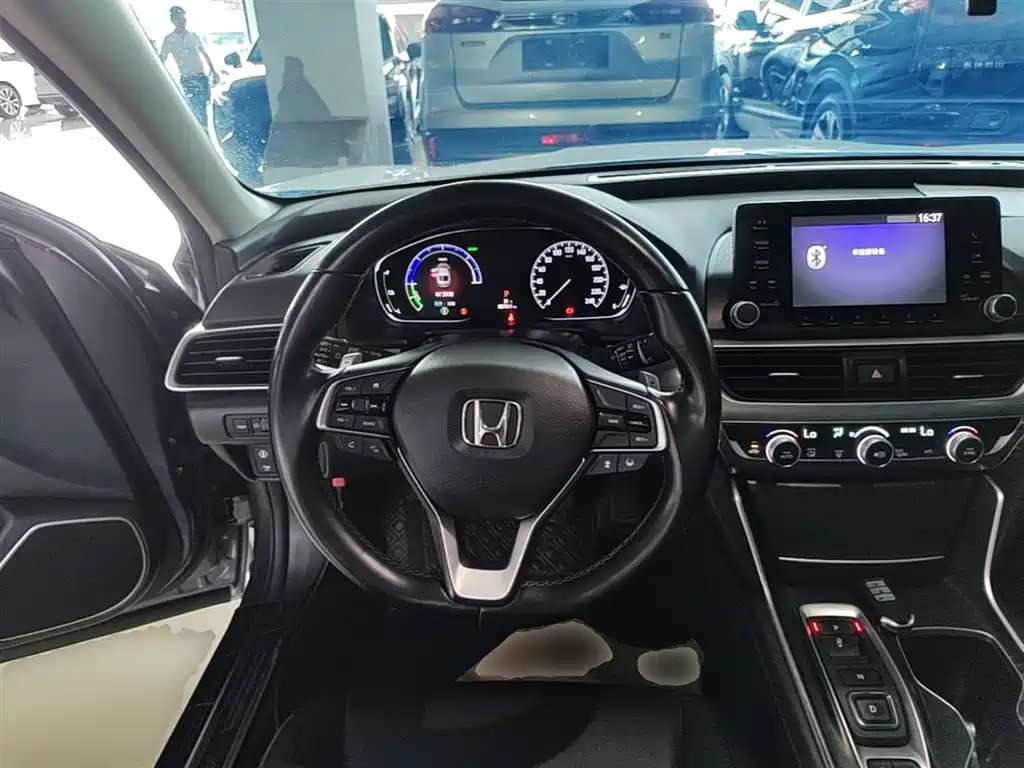 Honda Accord 2021 — фото 11