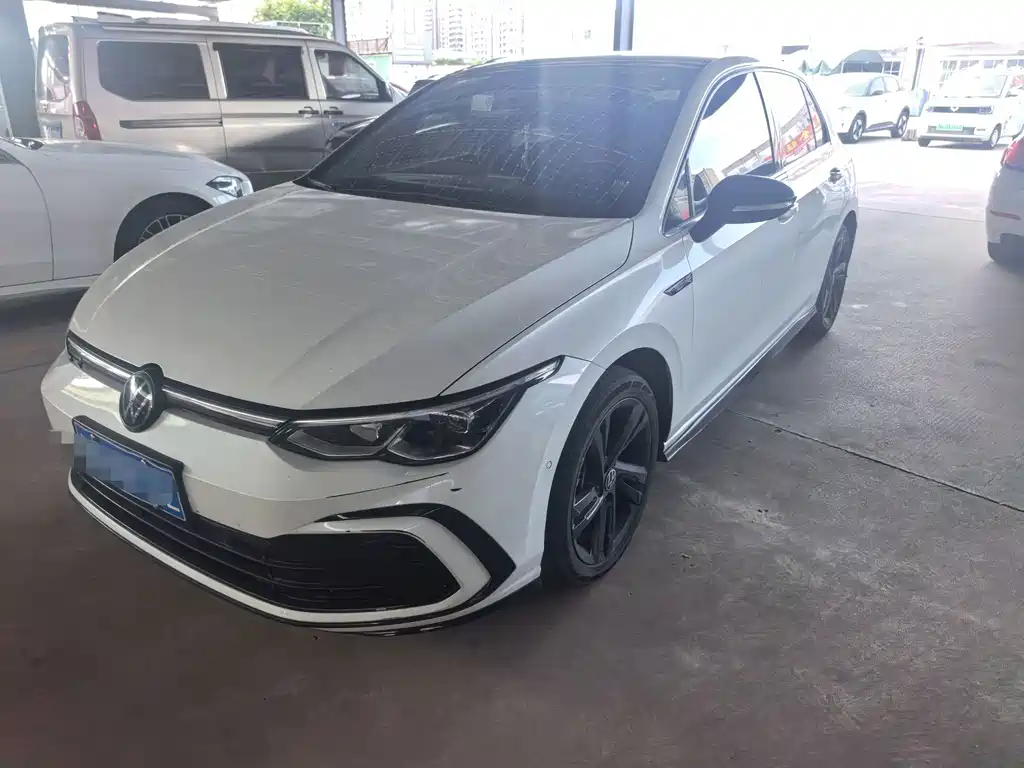 Volkswagen Golf 2023