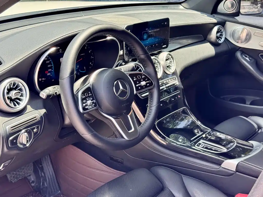Mercedes-Benz GLC 2020 — фото 11