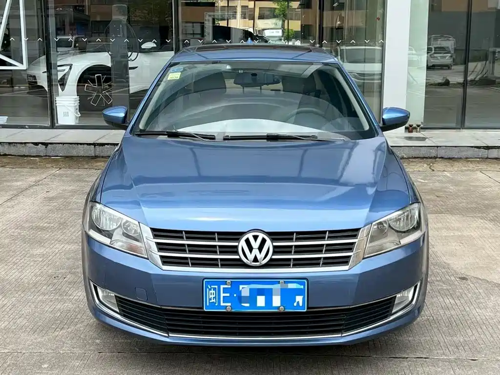 Volkswagen Lavida 2013