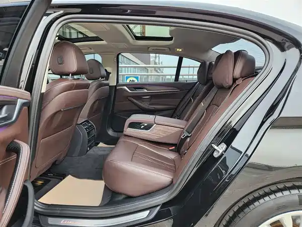 BMW 5 Series 2020