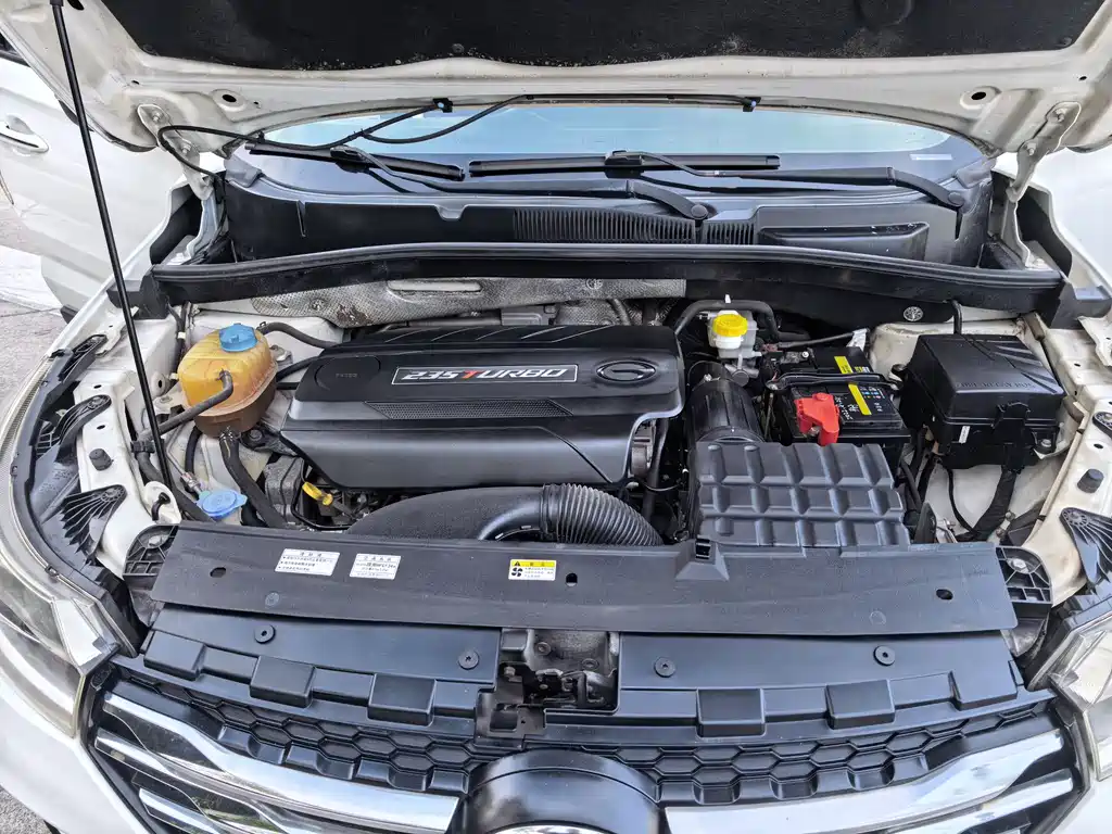 GAC Motor Trumpchi GS4 2017 — фото 15