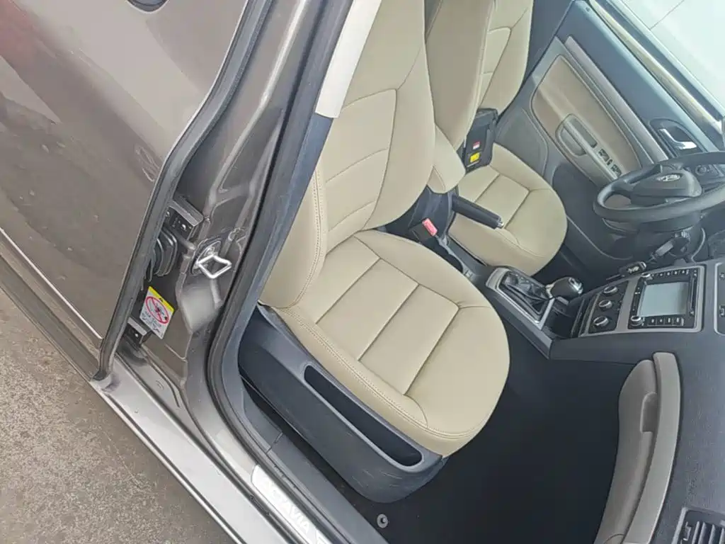 Skoda Octavia 2014 — фото 25
