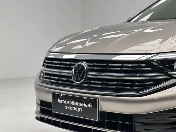Volkswagen Sagitar 2022