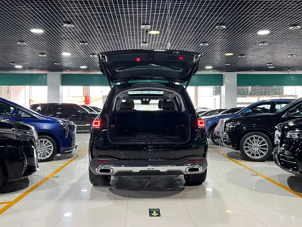 Mercedes-Benz GLS 2023 — фото 18