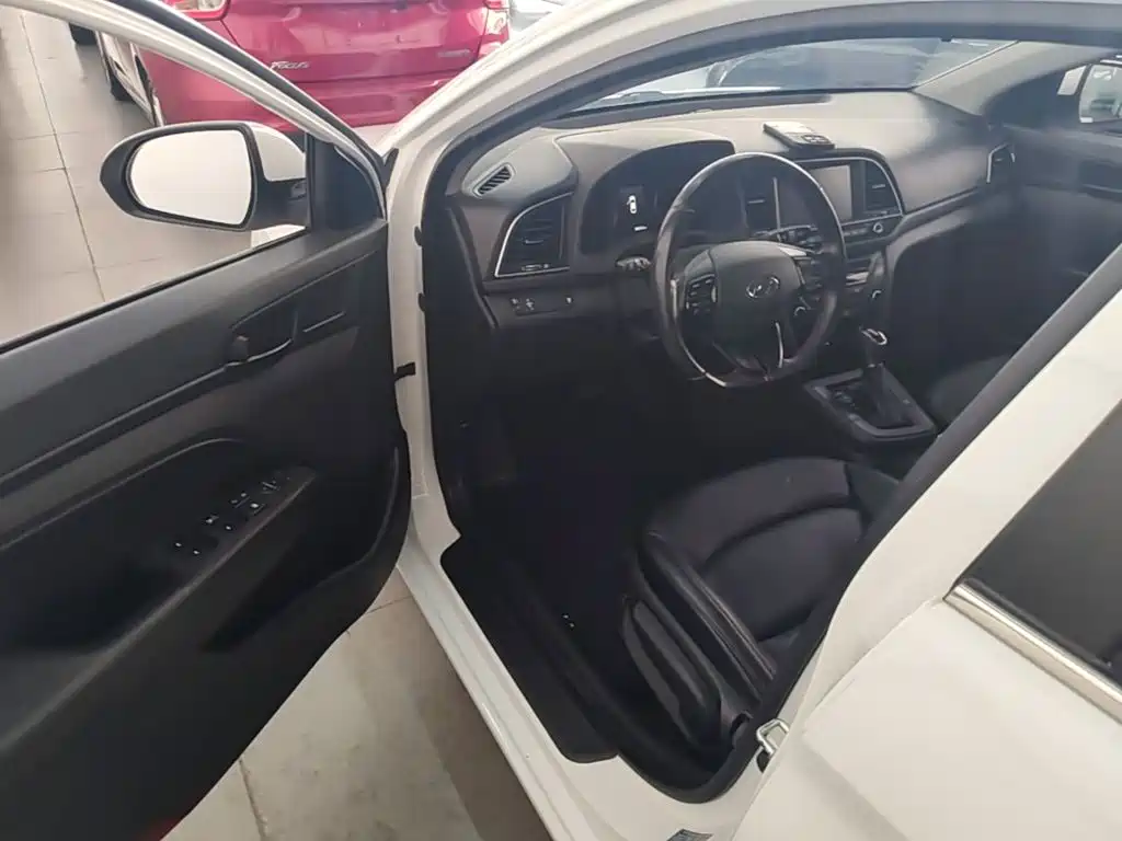 Hyundai Celesta 2018 — фото 16