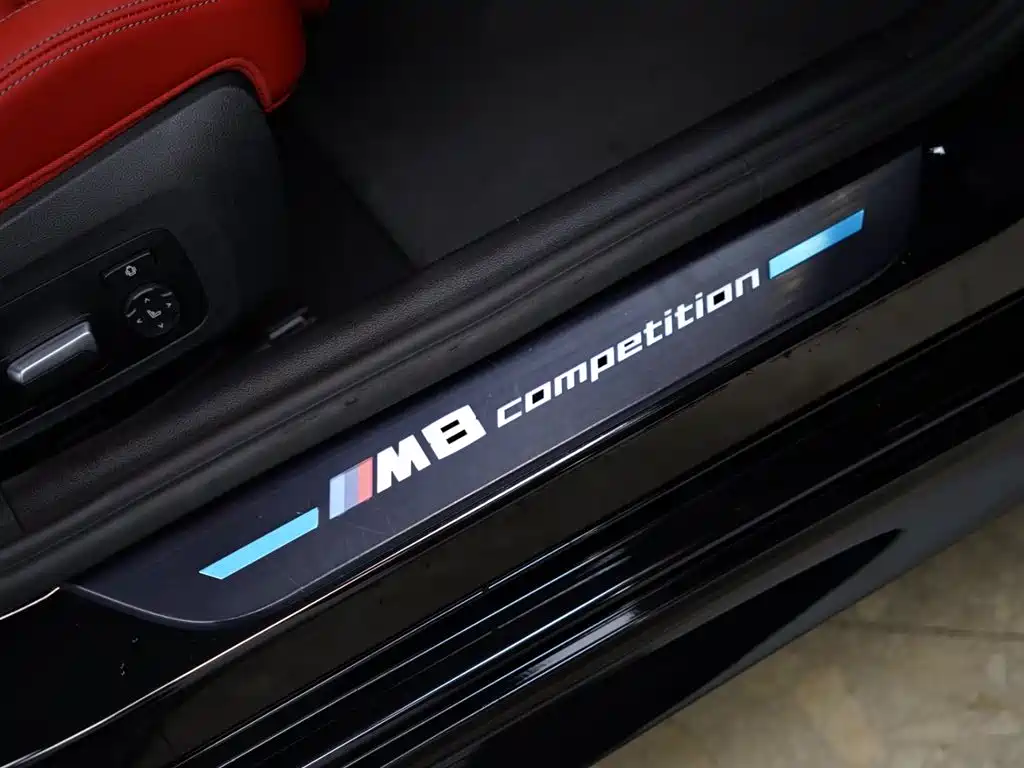 BMW M8 2022 — фото 44