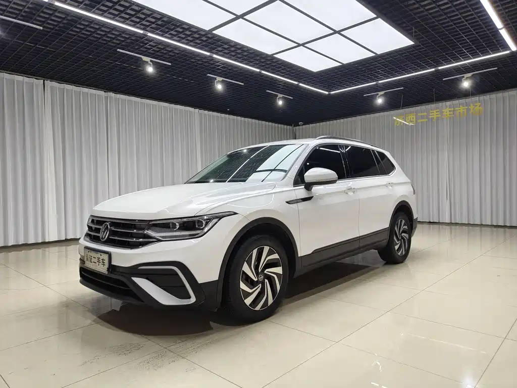 Volkswagen Tiguan L 2022