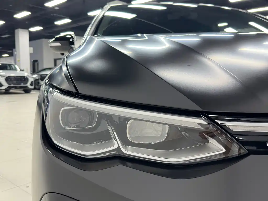 Volkswagen Golf 2023