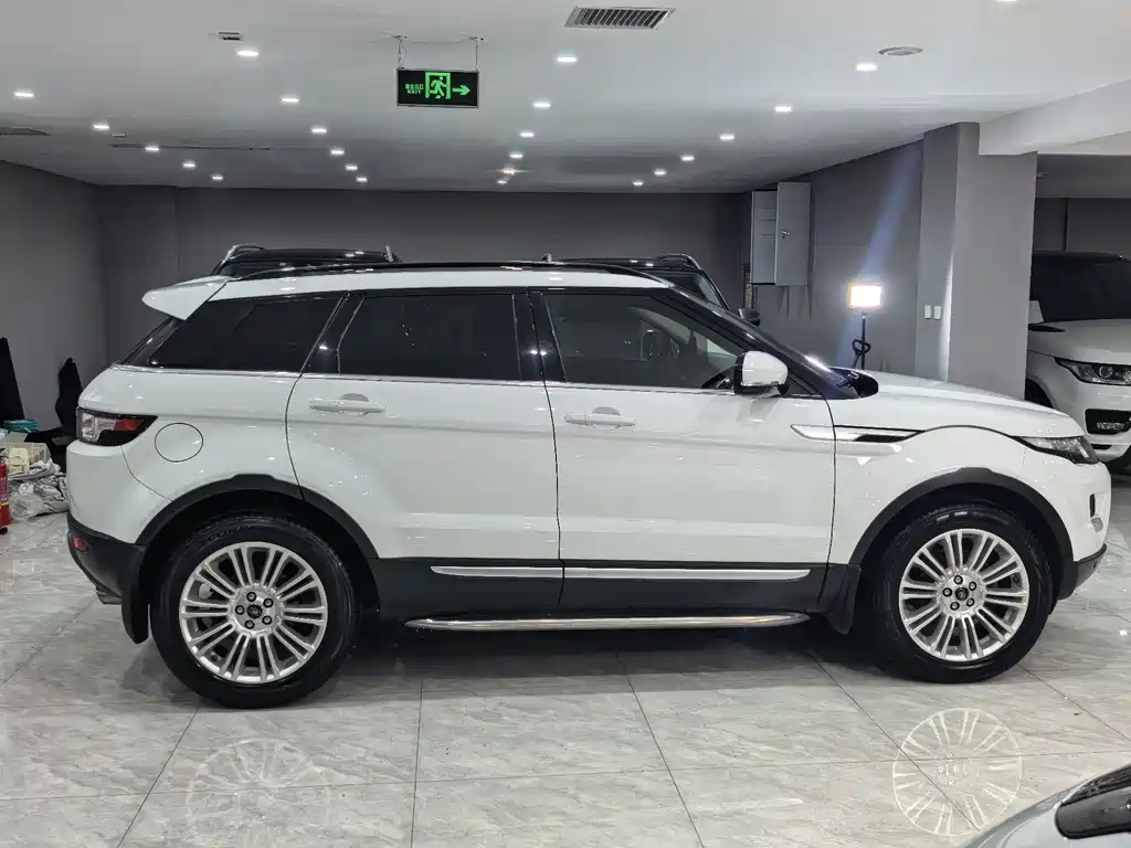 Land Rover Range Rover Evoque 2013 — фото 4
