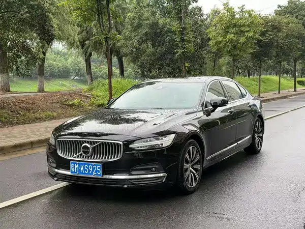 Volvo S90 2021