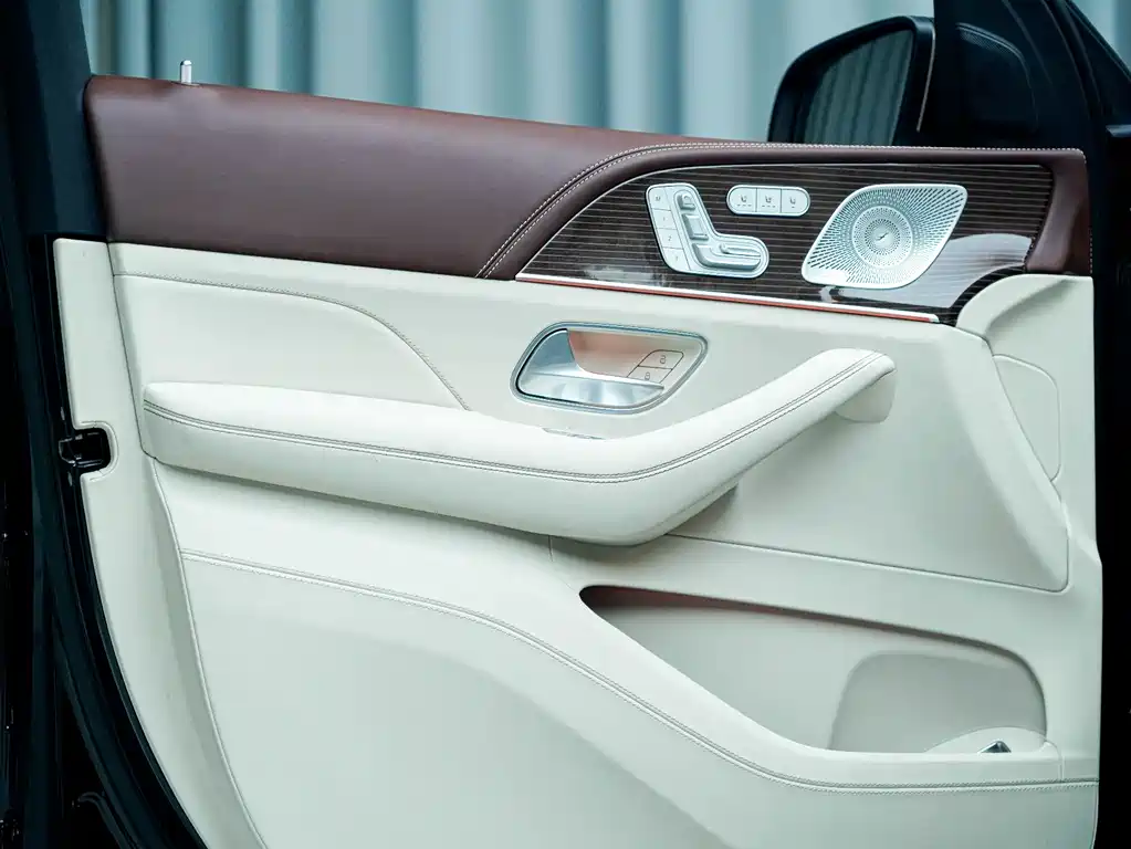 Mercedes-Benz GLS 2021 — фото 18
