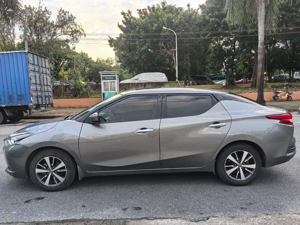 Nissan Bluebird 2016