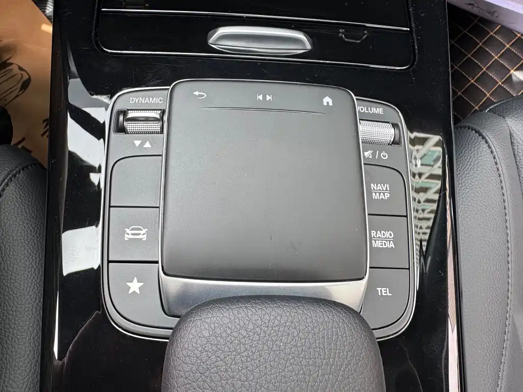 Mercedes-Benz A-Class 2022 — фото 30
