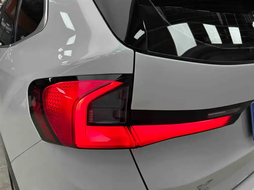 BMW X1 2023 — фото 19