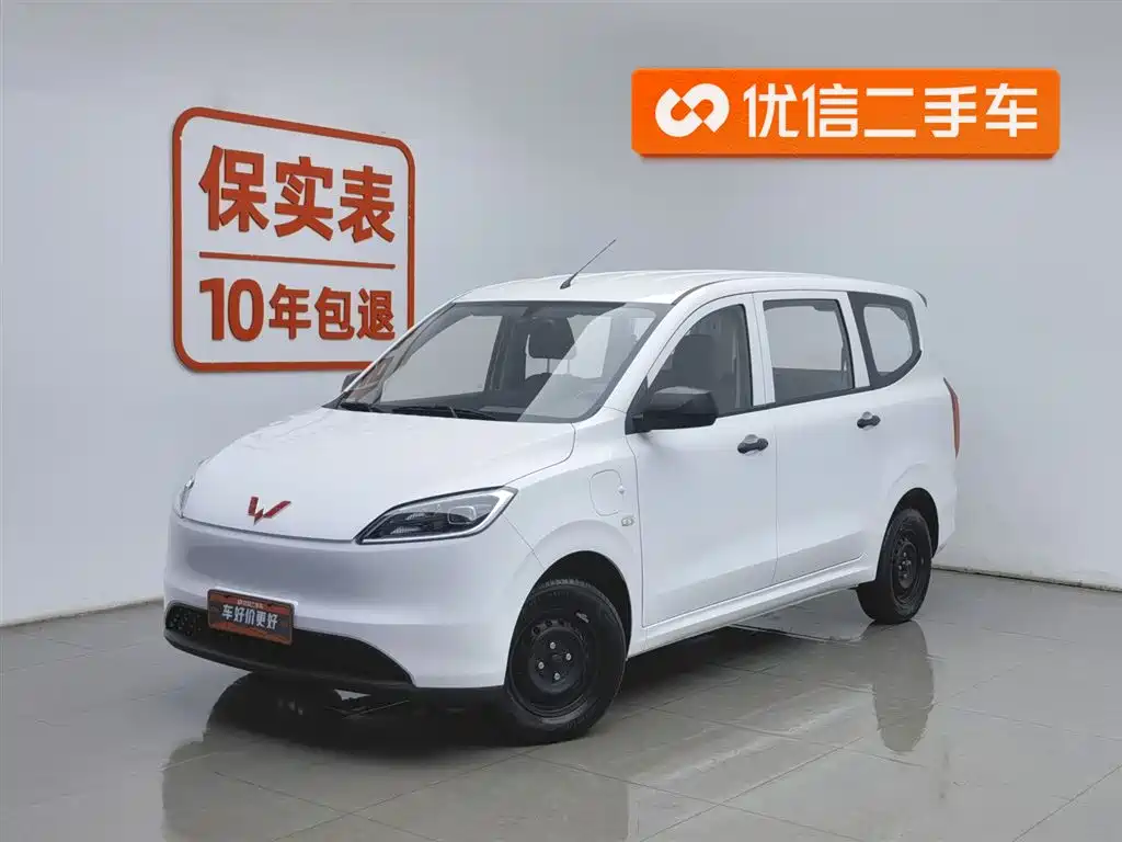 Wuling Hongguang EV 2024 — фото 1