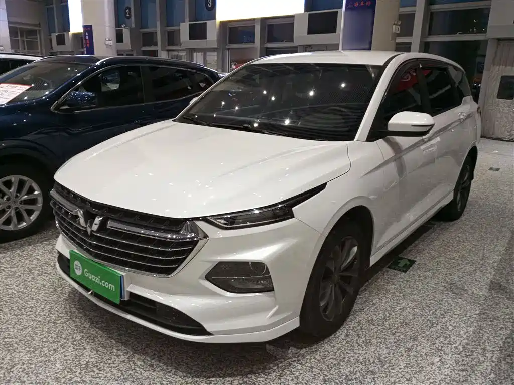 Wuling Victory 2022 — фото 1