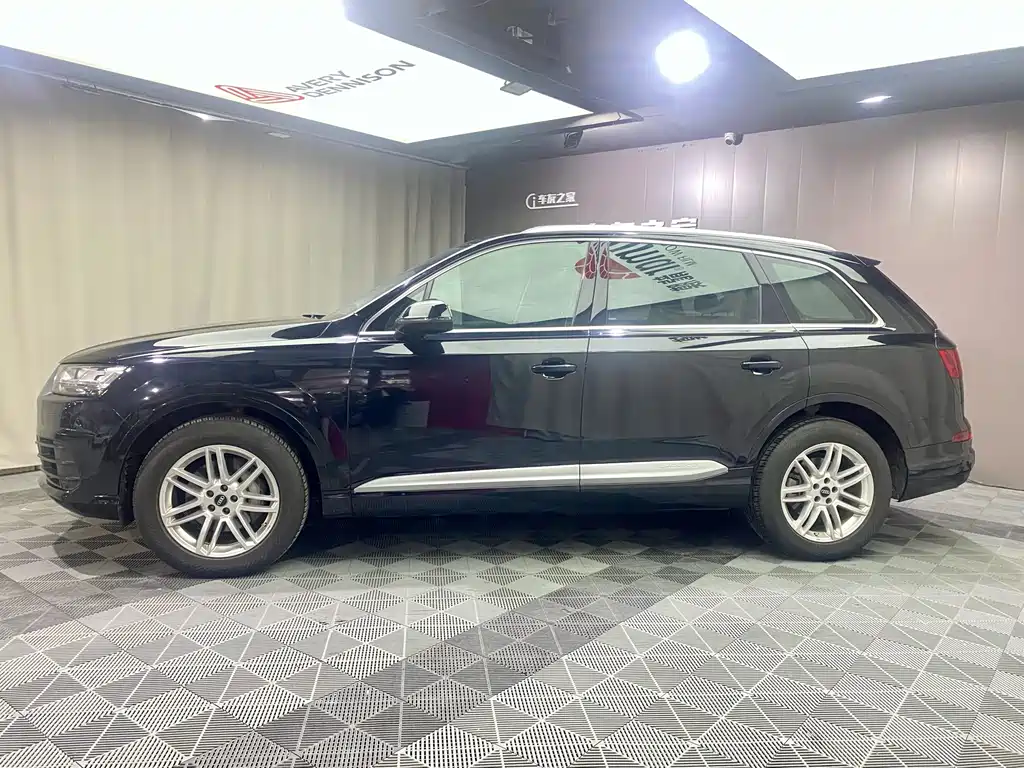 Audi Q7 2017 — фото 4