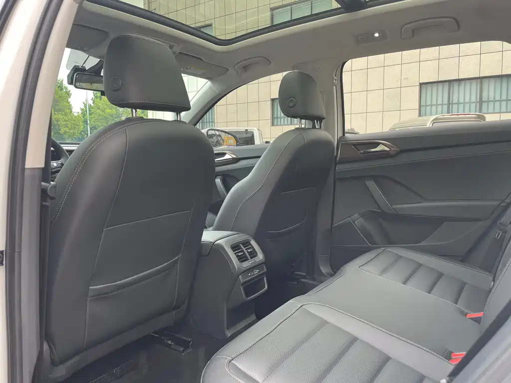 Volkswagen Tharu 2023