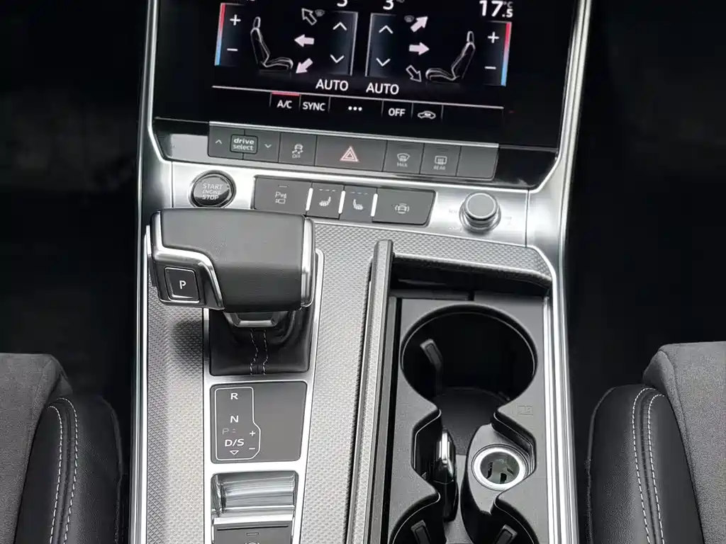 Audi A6L 2021 — фото 8