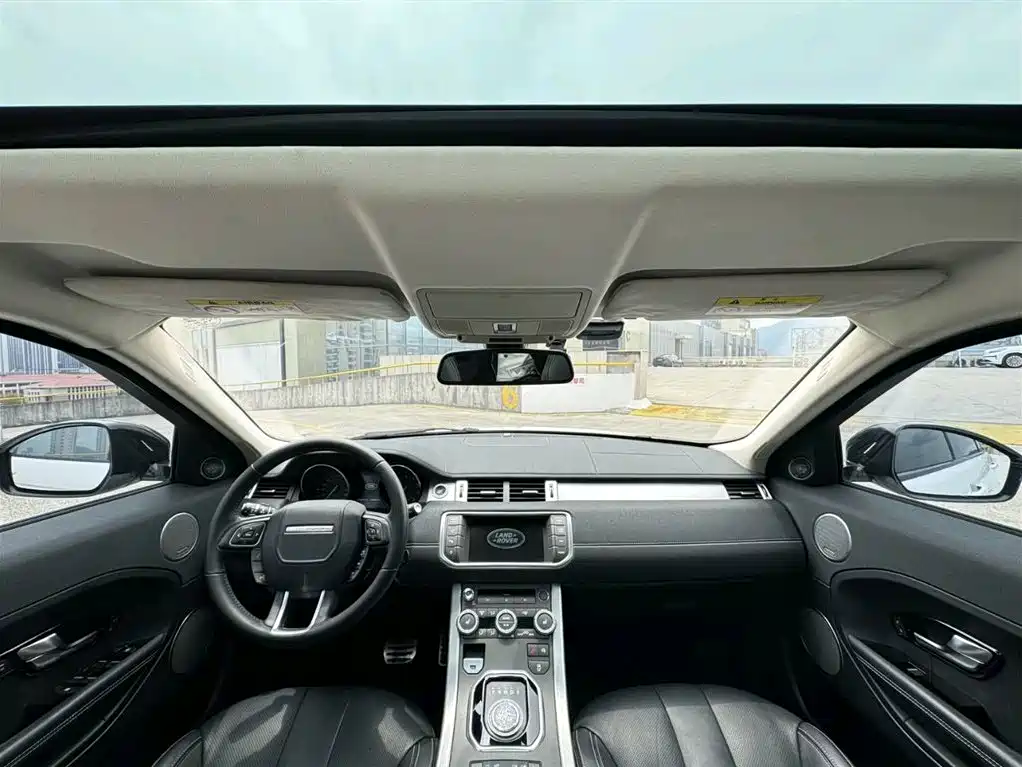Land Rover Evoque 2015 — фото 17