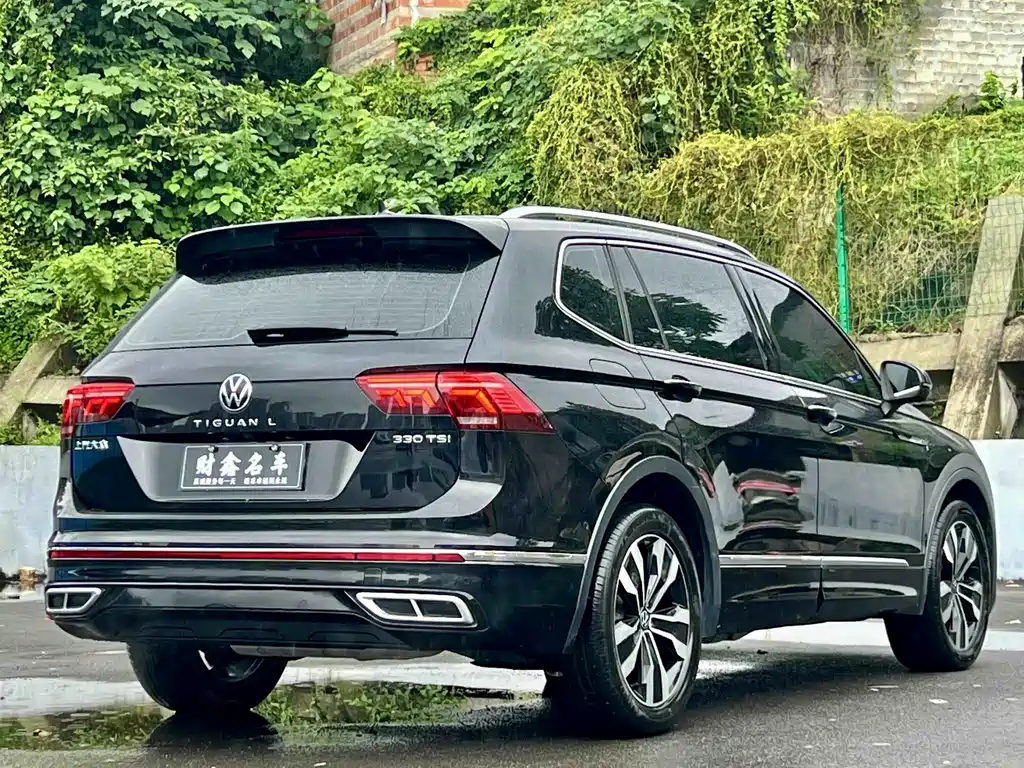 Volkswagen Tiguan L 2022 — фото 11