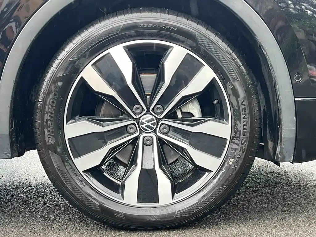 Volkswagen Tiguan L 2022 — фото 17