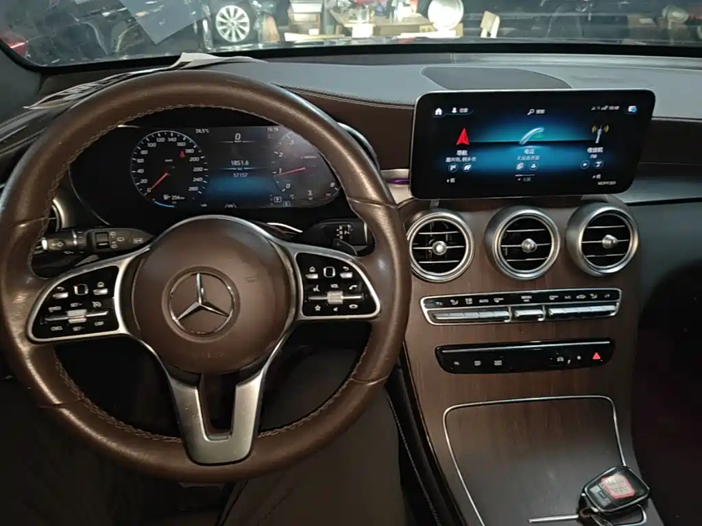 Mercedes-Benz GLC 2021 — фото 10