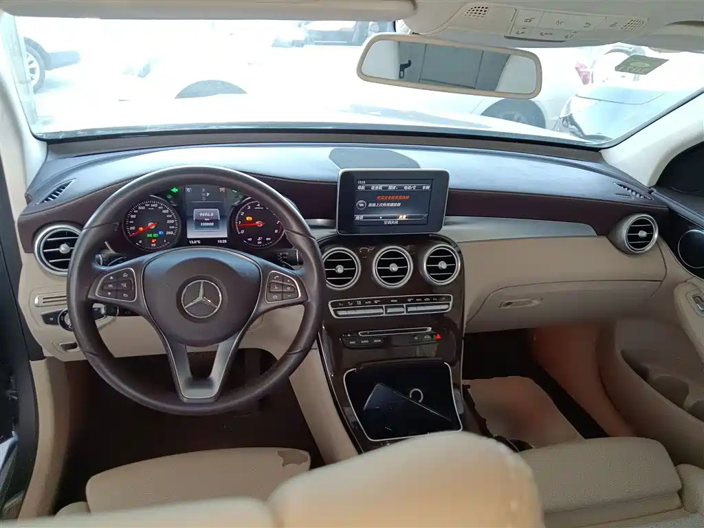 Mercedes-Benz GLC 2017 — фото 12