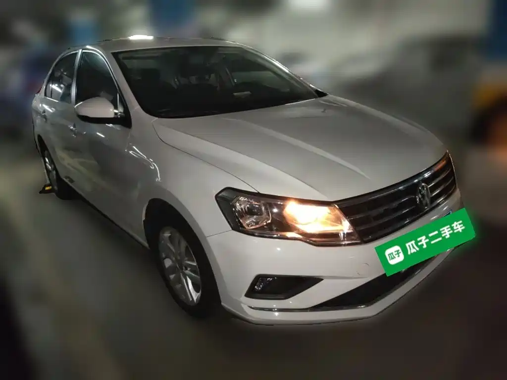 Volkswagen Jetta 2018 — фото 24