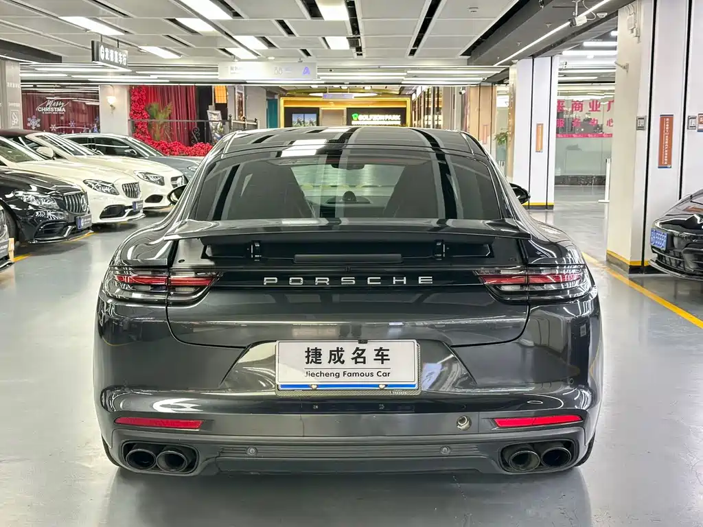 Porsche Panamera 2018 — фото 8
