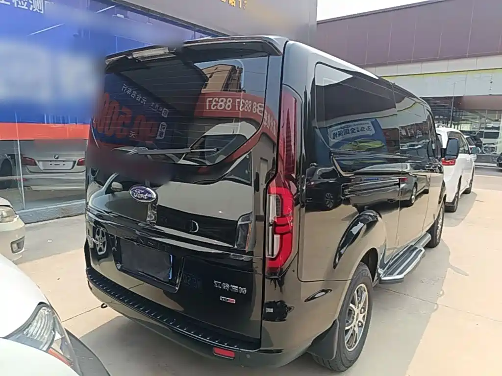 Ford Transit 2024