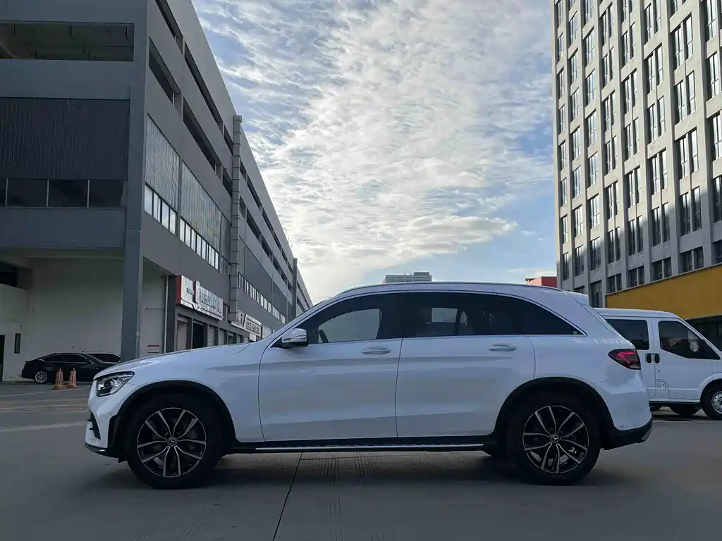 Mercedes-Benz GLC 2020 — фото 6