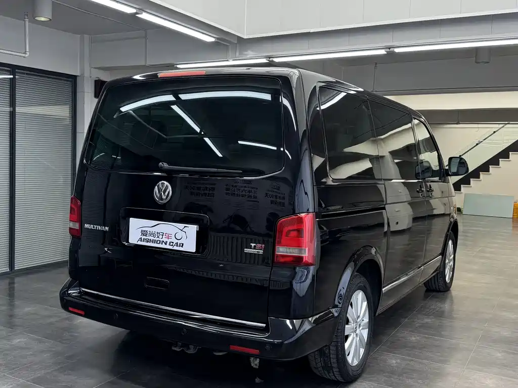 Volkswagen Multivan 2012