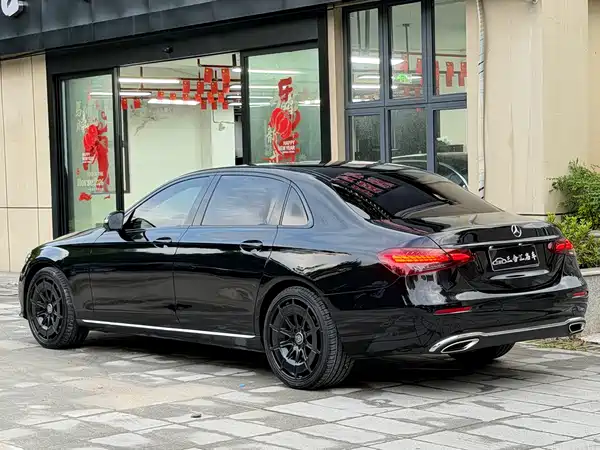 Mercedes-Benz E-Class 2017