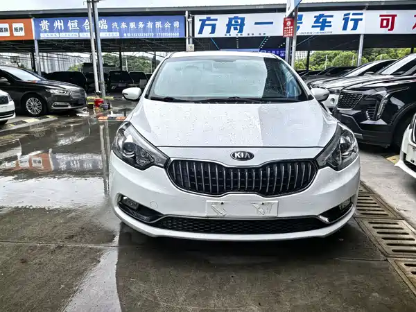 Kia K3 2013