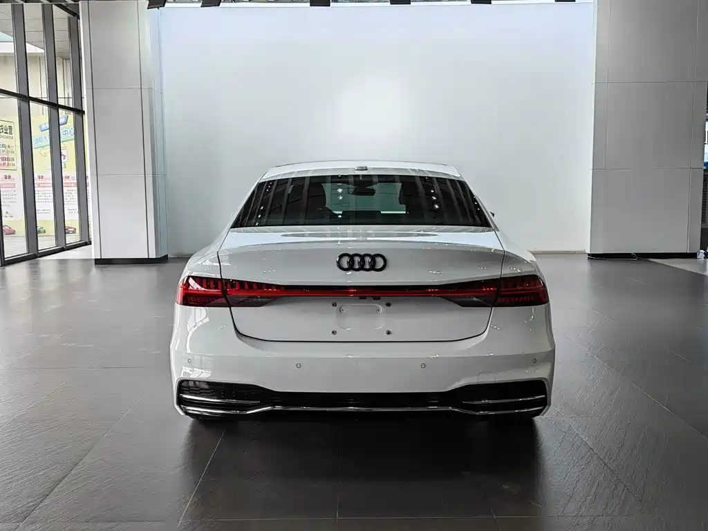 Audi A7L 2022 — фото 20