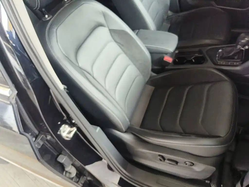 Volkswagen Tiguan L 2017 — фото 25