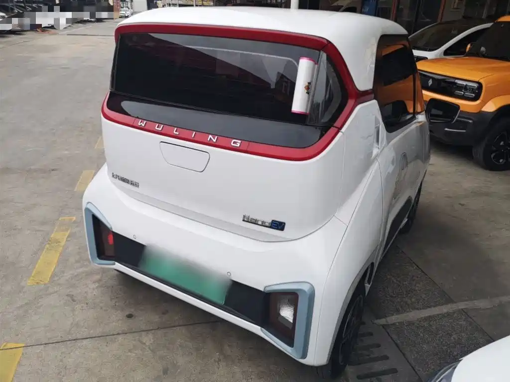 Wuling Nano EV 2022 — фото 7