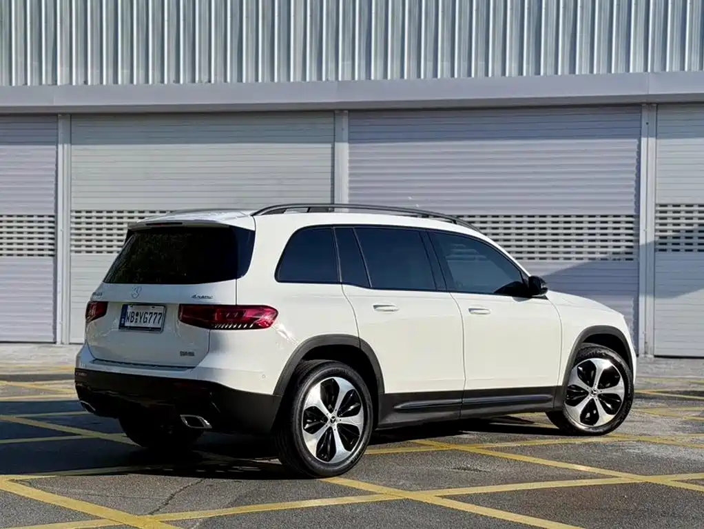 Mercedes-Benz GLB 2021 — фото 14