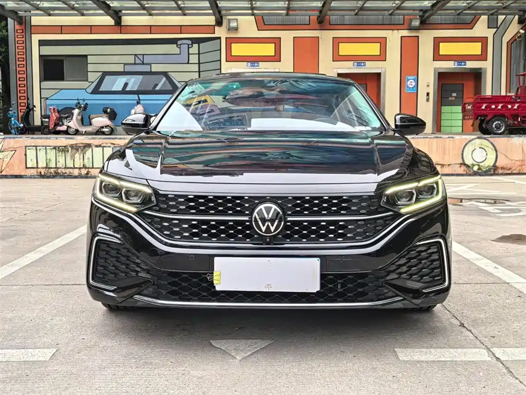 Volkswagen Passat 2022