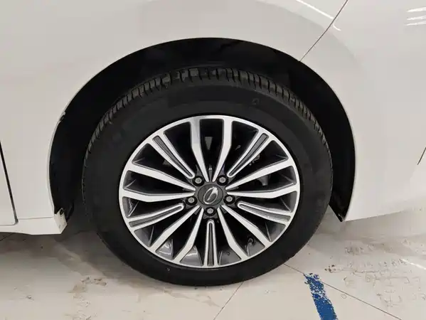 GAC Trumpchi M6 2020