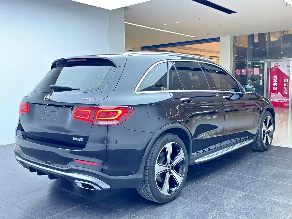 Mercedes-Benz GLC 2020 — фото 16