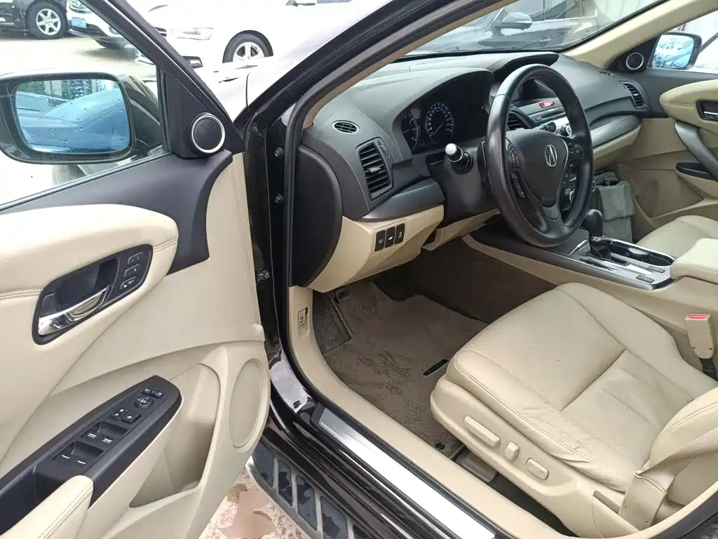 Acura RDX 2015 — фото 12