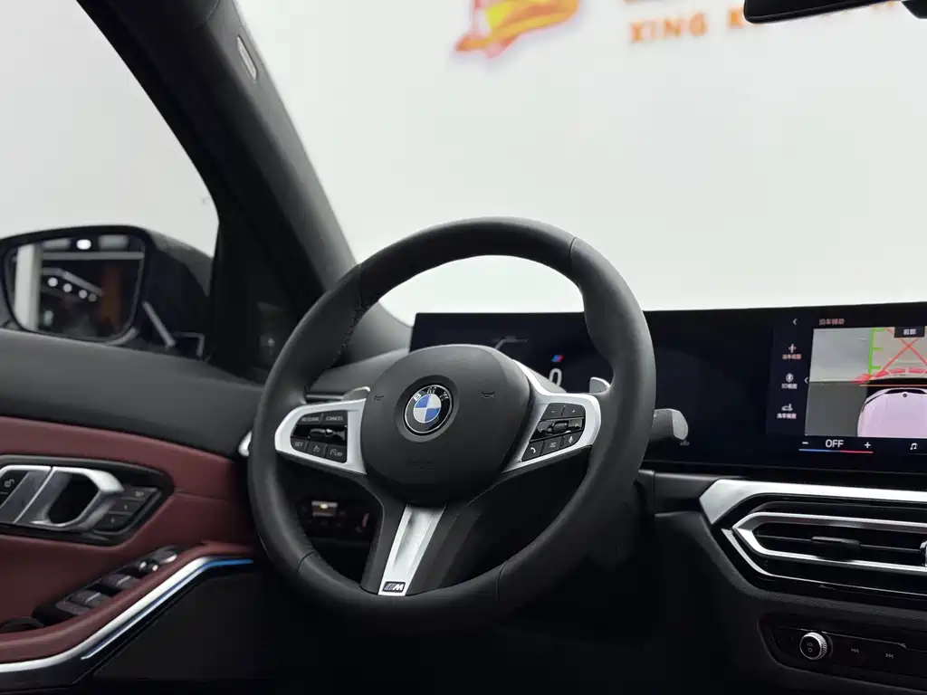 BMW 3 Series 2024 — фото 10