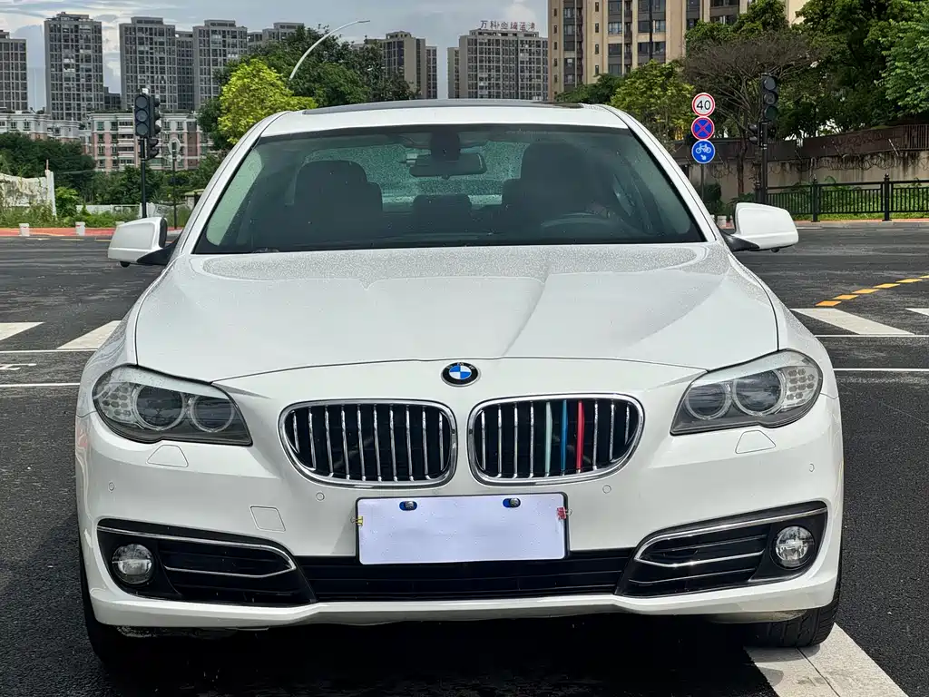 BMW 5 Series 2012