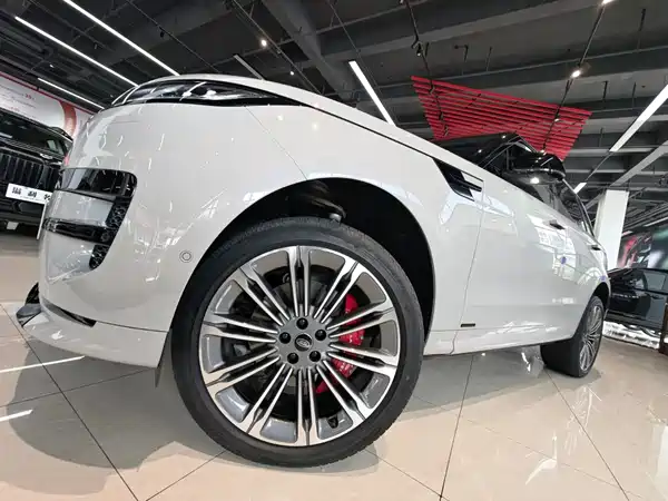 Land Rover Range Rover Sport 2025