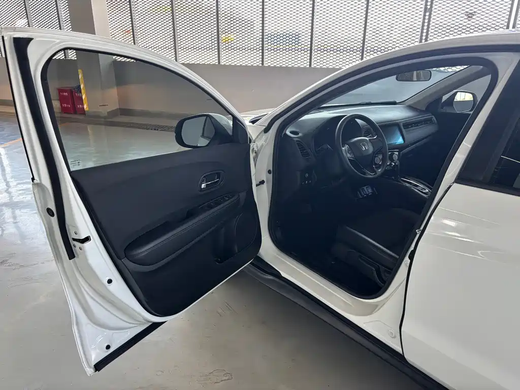 Honda Vezel 2020 — фото 12