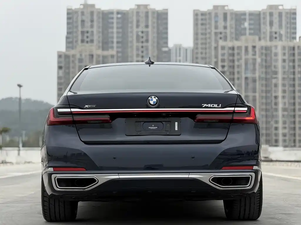 BMW 7 Series 2020 — фото 12
