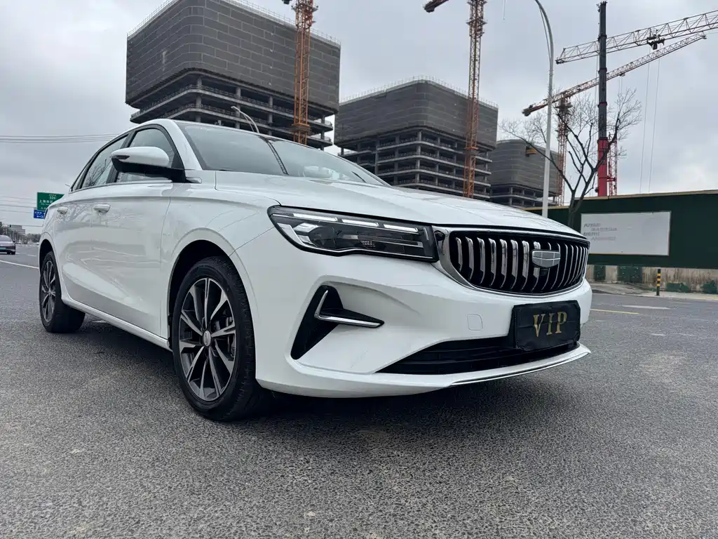 Geely Emgrand 2022 — фото 3
